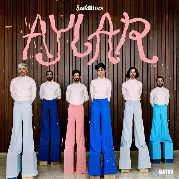 Satellites - Aylar -