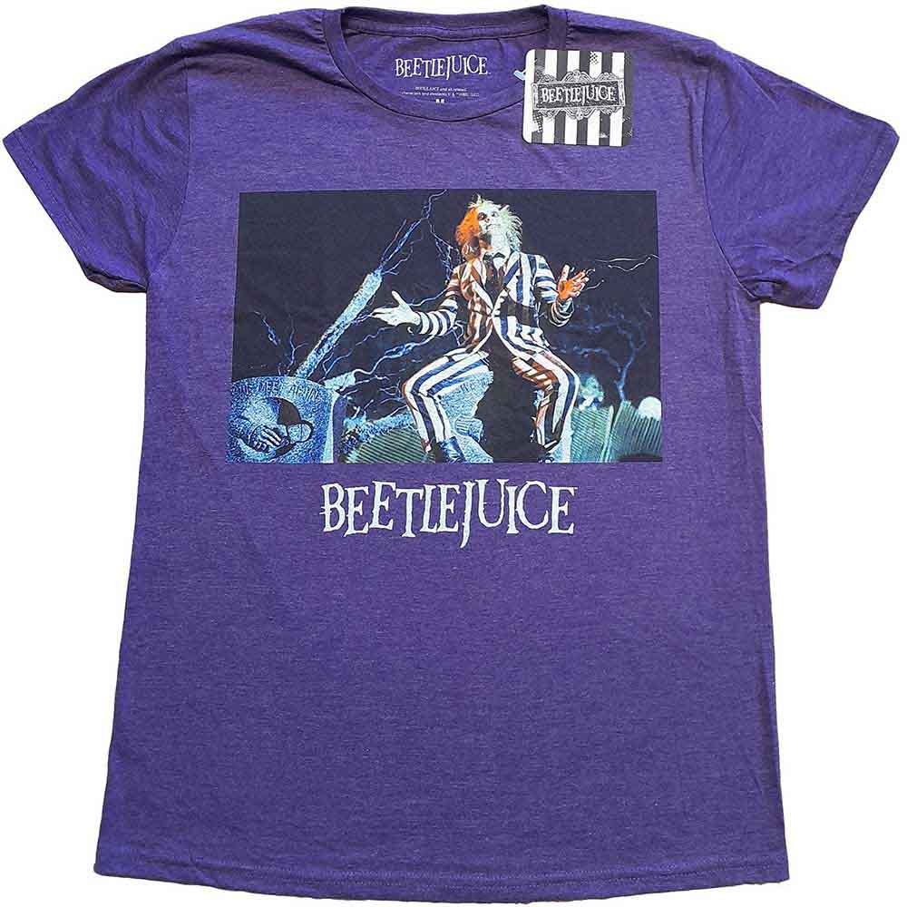 Warner Bros - Beetlejuice Sitting on a Tombstone - T-Shirt Purple
